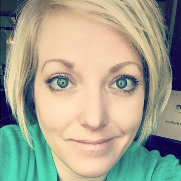 Meet your Posher, Regina & Marley - Picture 2 of 3